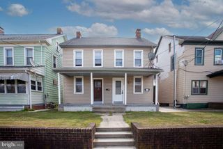 522 E FREDERICK ST, Hanover, PA 17331