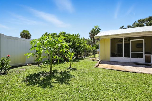 725 Acacia Road, Vero Beach, FL 32963