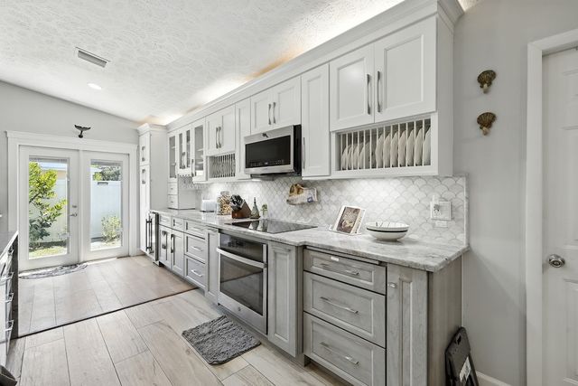 725 Acacia Road, Vero Beach, FL 32963