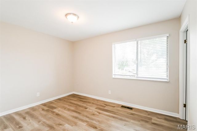 1126 Airglades Drive, Arnold, MO 63010