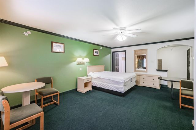 1025 Swanson Street 211, Houston, TX 77030