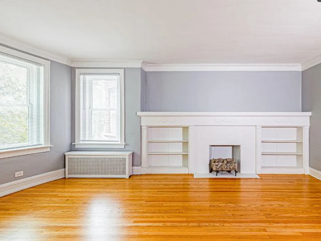 8227 S Maryland Avenue 3S, Chicago, IL 60619