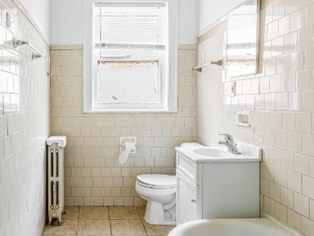 8227 S Maryland Avenue 3S, Chicago, IL 60619