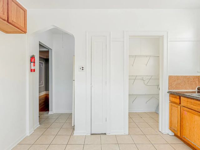 8227 S Maryland Avenue 3S, Chicago, IL 60619