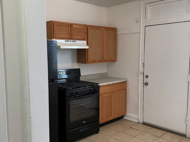 8227 S Maryland Avenue 3S, Chicago, IL 60619