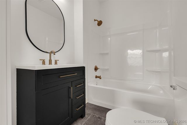 1017 W Newton Street, Tulsa, OK 74127