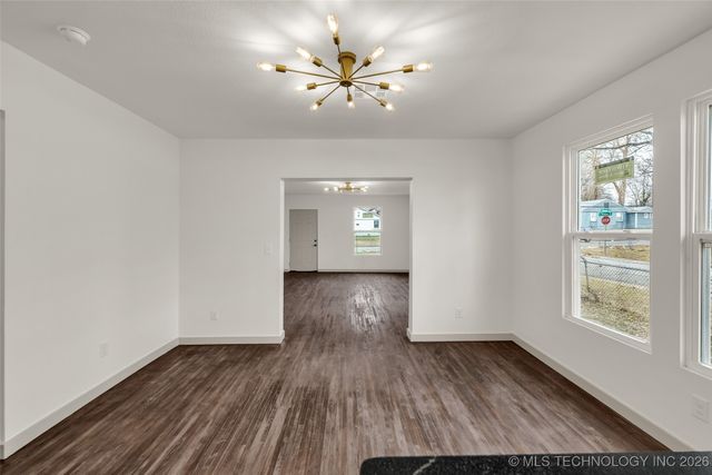 1017 W Newton Street, Tulsa, OK 74127