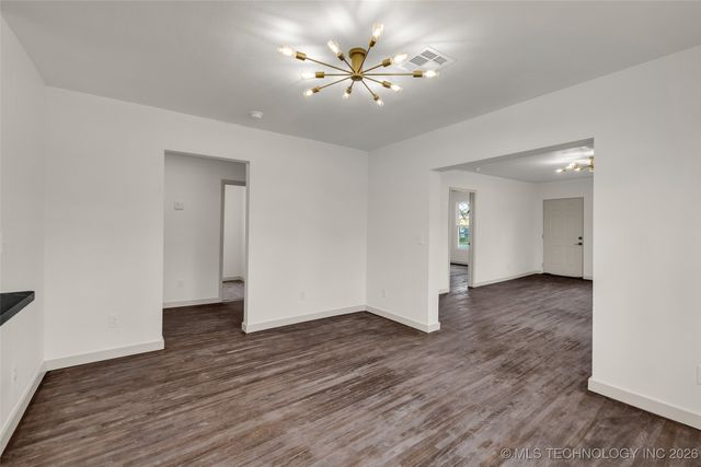 1017 W Newton Street, Tulsa, OK 74127