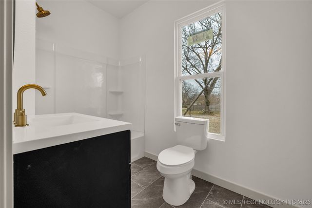 1017 W Newton Street, Tulsa, OK 74127