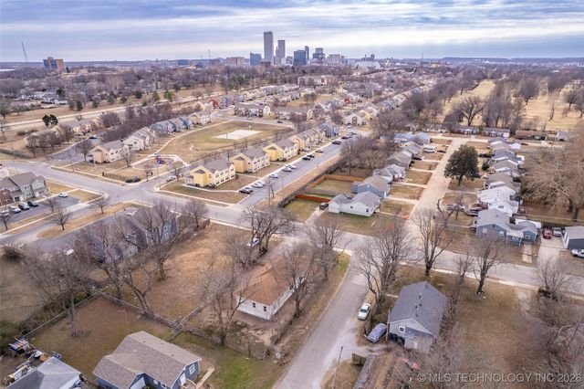 1017 W Newton Street, Tulsa, OK 74127