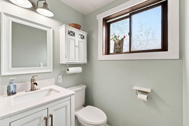 12323 S Sherman Rd, Spokane, WA 99224