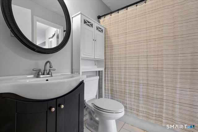 109 Peddlars Drive 109, Branford, CT 06405