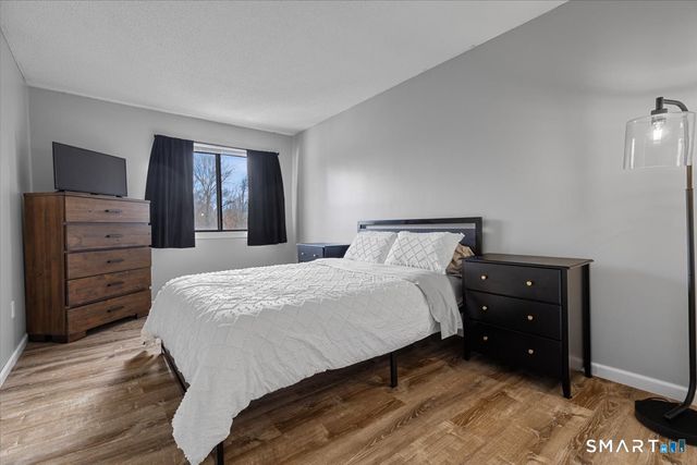 109 Peddlars Drive 109, Branford, CT 06405