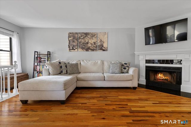 109 Peddlars Drive 109, Branford, CT 06405