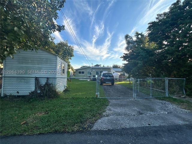 1915 Mayo St 0, Hollywood, FL 33020