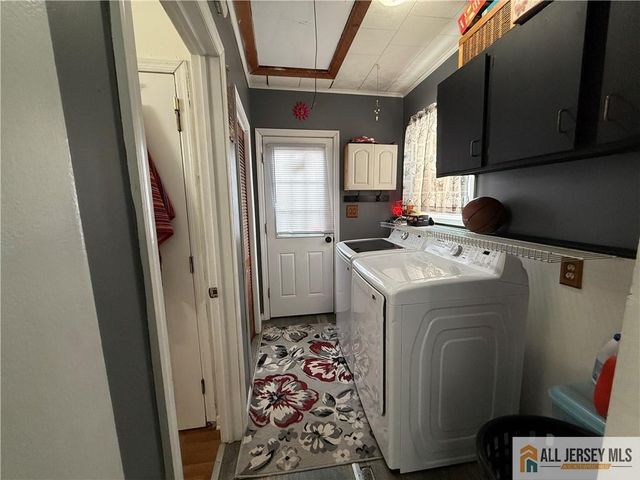 470 Brookside Avenue, Old Bridge, NJ 08879