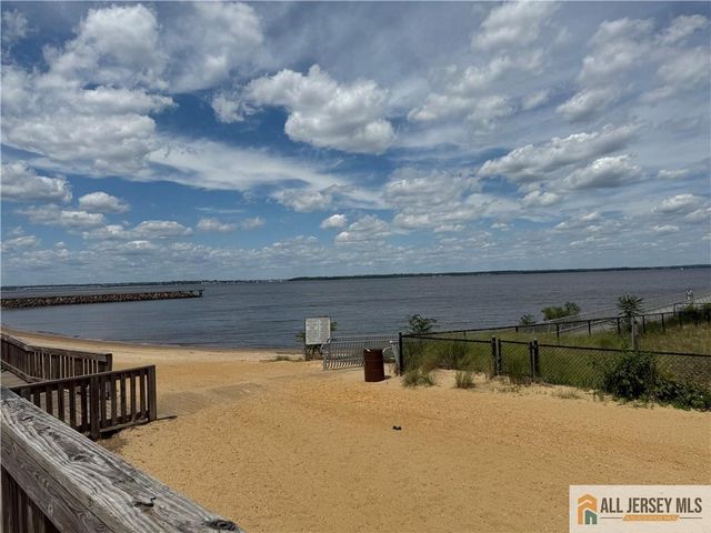 470 Brookside Avenue, Old Bridge, NJ 08879