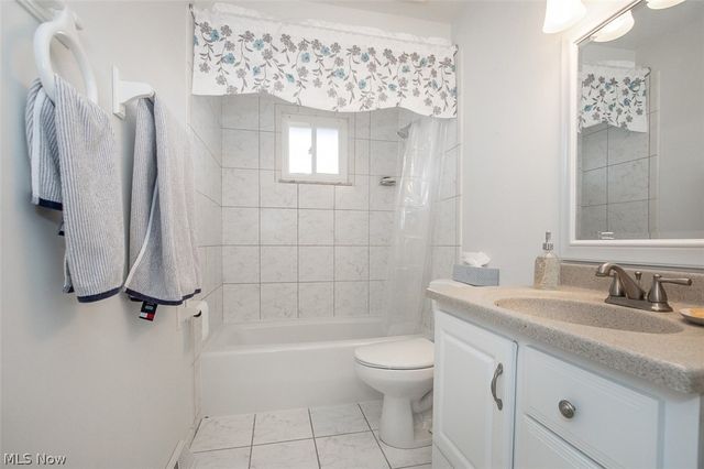 6924 Day Drive, Parma, OH 44129