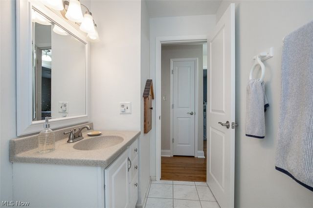 6924 Day Drive, Parma, OH 44129