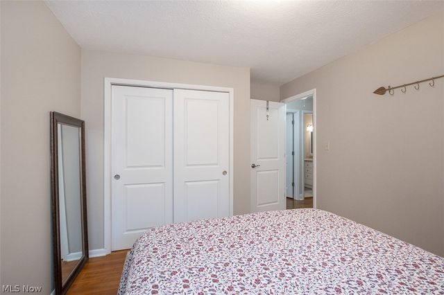 6924 Day Drive, Parma, OH 44129