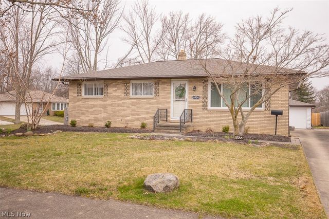 6924 Day Drive, Parma, OH 44129