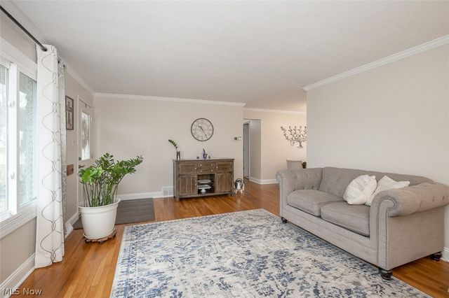 6924 Day Drive, Parma, OH 44129