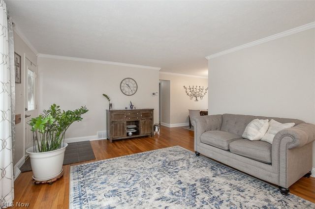 6924 Day Drive, Parma, OH 44129