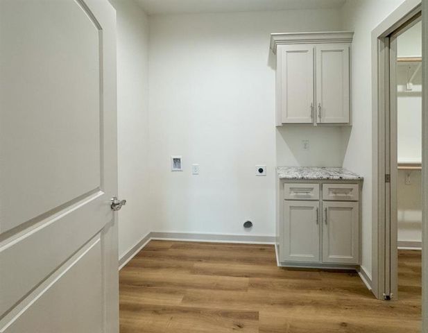2009 Guillory Street, Westlake, LA 70669