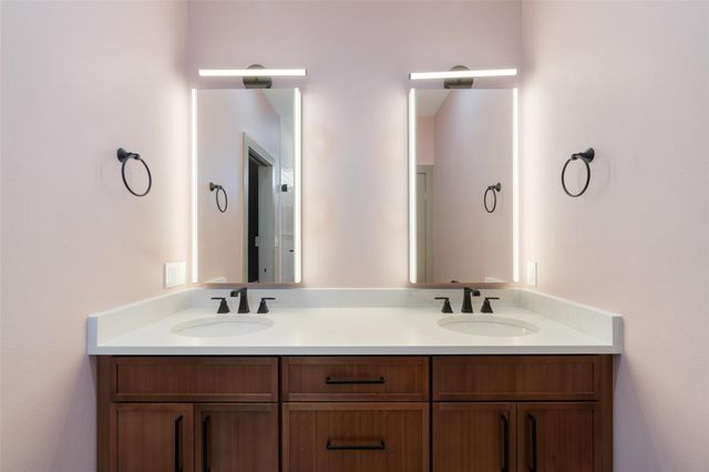 5928 Lux ST, Austin, TX 78721