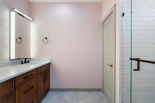 5928 Lux ST, Austin, TX 78721