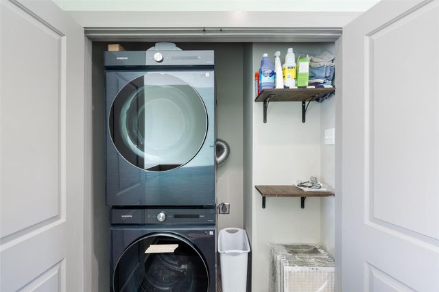 5928 Lux ST, Austin, TX 78721