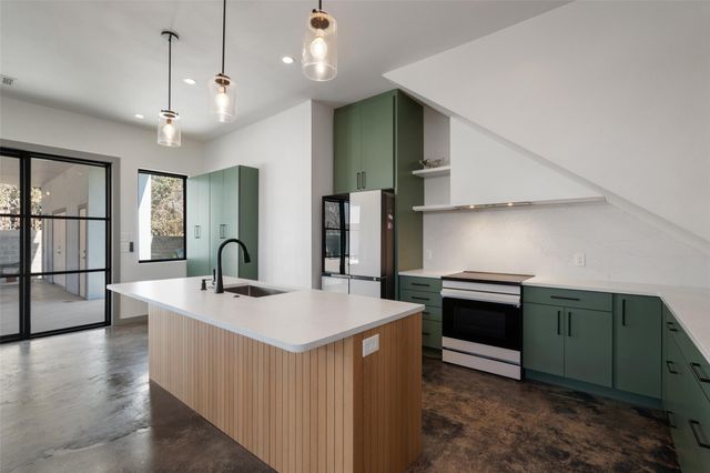 5928 Lux ST, Austin, TX 78721