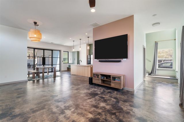 5928 Lux ST, Austin, TX 78721