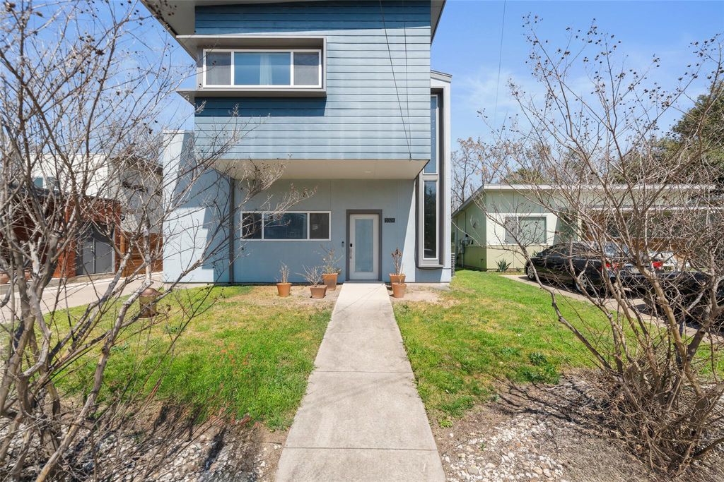 5928 Lux ST, Austin, TX 78721