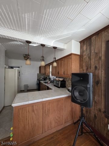 732 Essex Ave, Linden City, NJ 07036