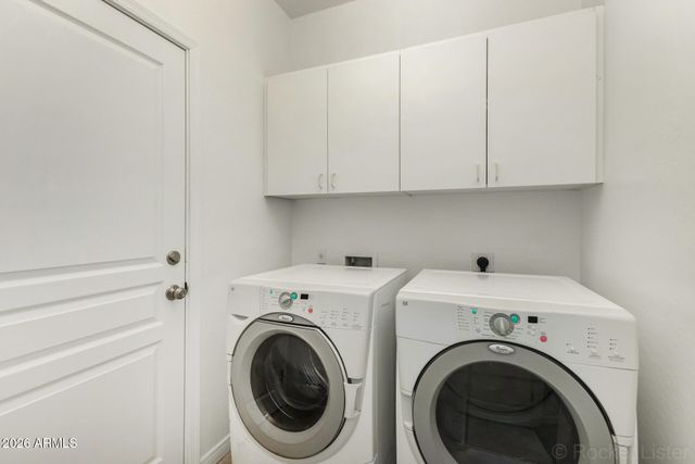 7249 E DEL ACERO Drive, Scottsdale, AZ 85258