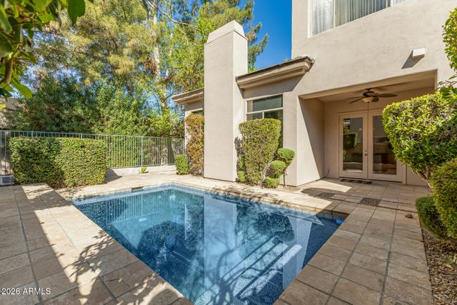 7249 E DEL ACERO Drive, Scottsdale, AZ 85258