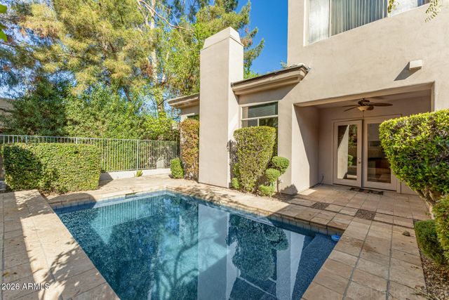 7249 E DEL ACERO Drive, Scottsdale, AZ 85258