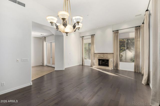 7249 E DEL ACERO Drive, Scottsdale, AZ 85258