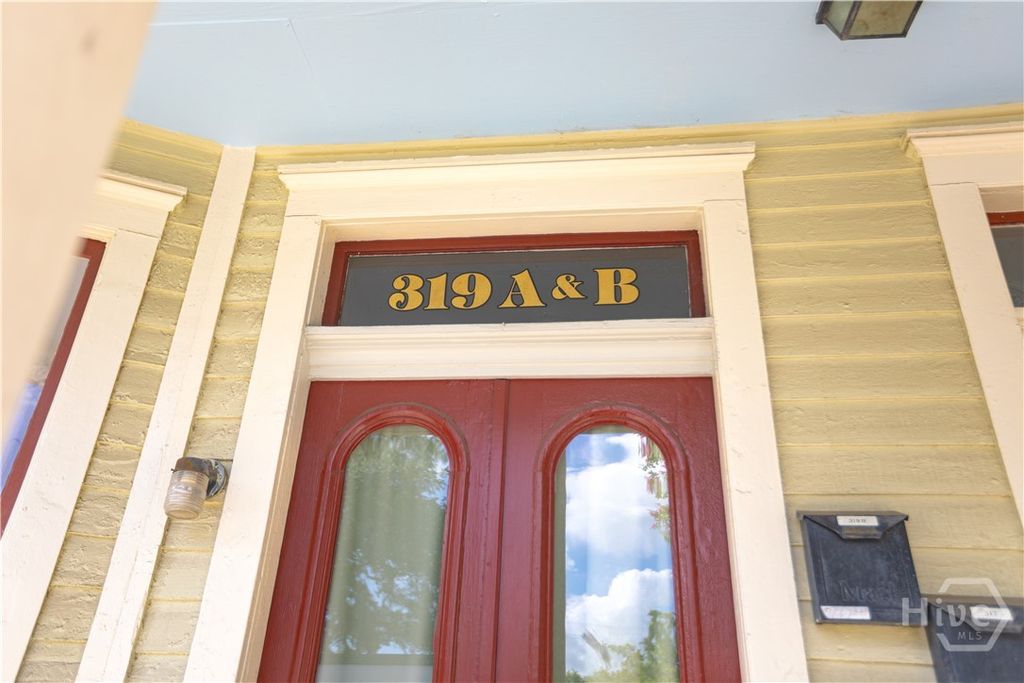 Image 12 of property listing at 319 E Anderson Street A, Savannah, GA 31401