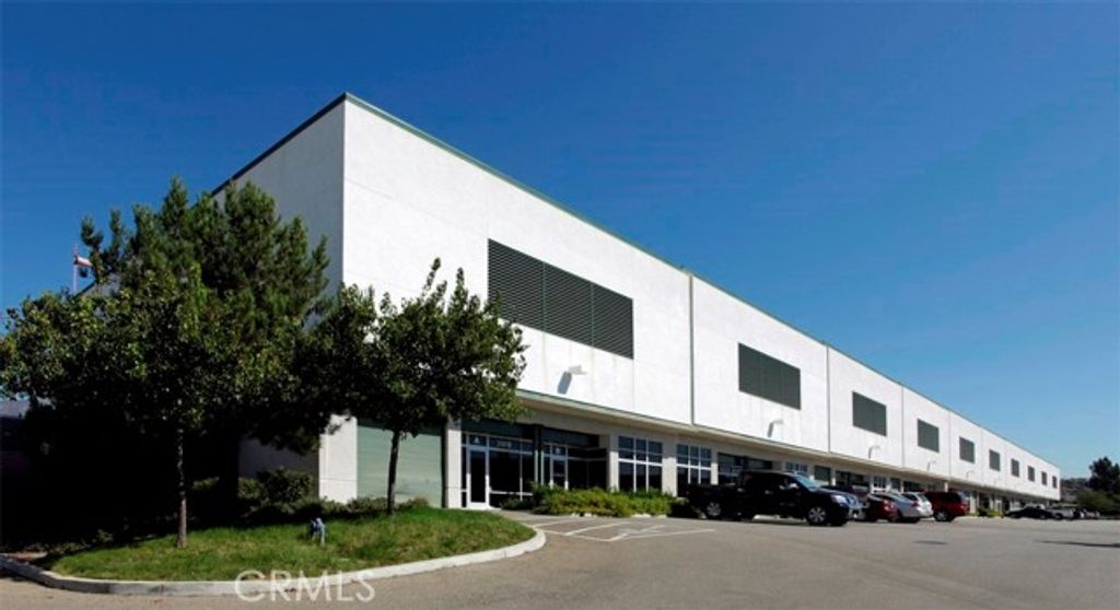 2009 Porterfield Way, Upland, CA 91786