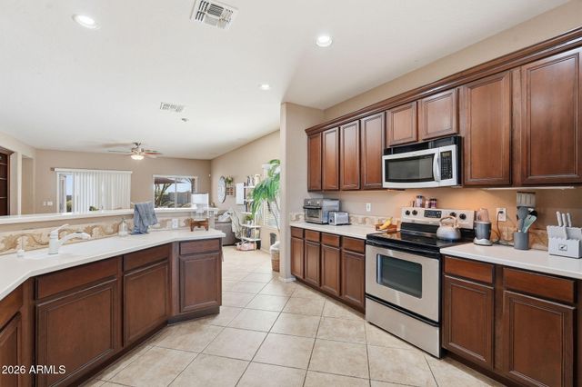11713 W DALEY Lane, Sun City, AZ 85373