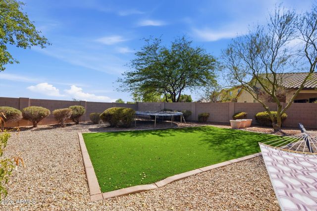 11713 W DALEY Lane, Sun City, AZ 85373