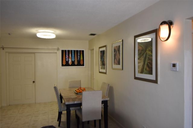 4250 NW 49th Terrace, Lauderdale Lakes, FL 33319