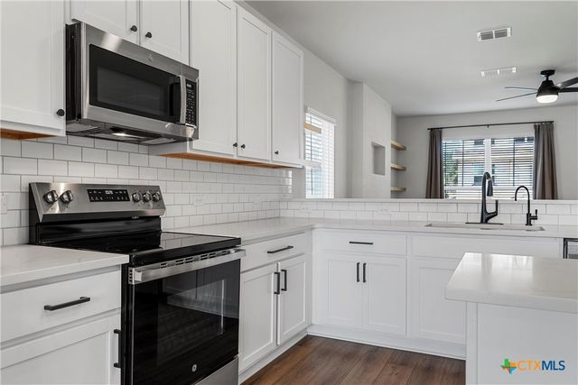 209 Villars Drive, Salado, TX 76571