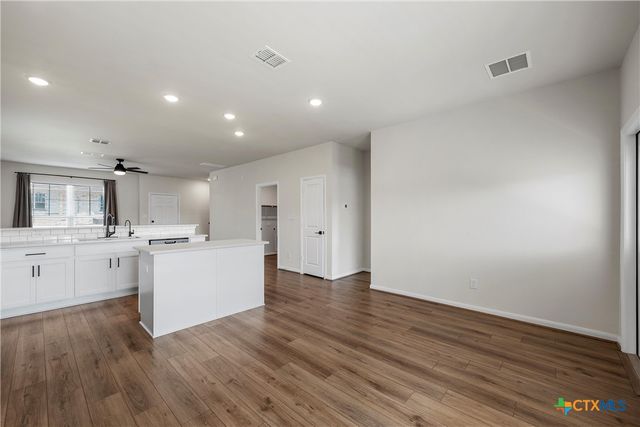 209 Villars Drive, Salado, TX 76571