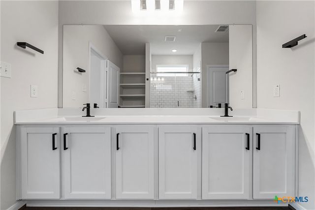 209 Villars Drive, Salado, TX 76571