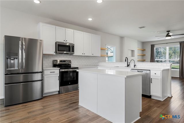 209 Villars Drive, Salado, TX 76571