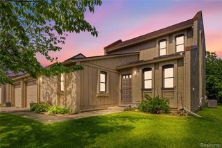 2969 Moon Lake Drive, West Bloomfield Charter Township, MI 48323