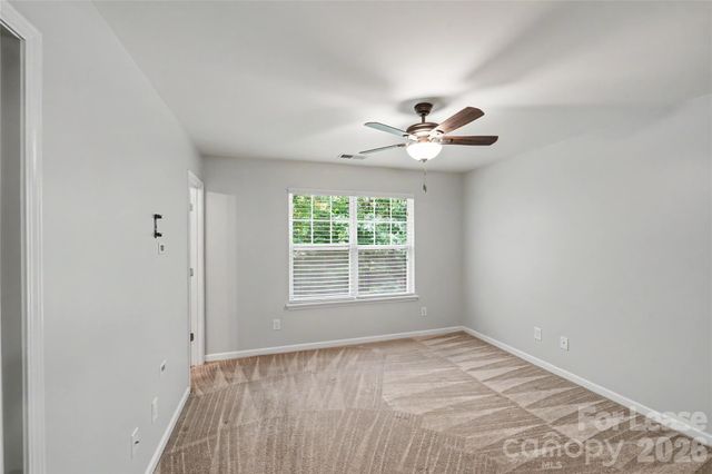 13983 Singleleaf Lane, Charlotte, NC 28278